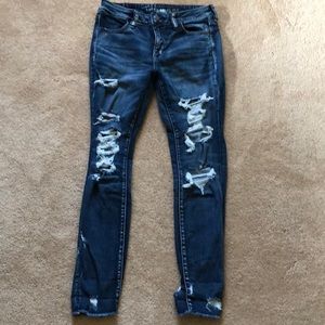 NWOT American eagle Ripped Jeans